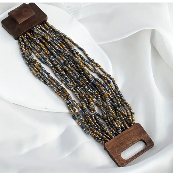 Gorgeous multi-strand, black & copper beaded bracelet w/ wooden closure, NWOT - Picture 2 of 14